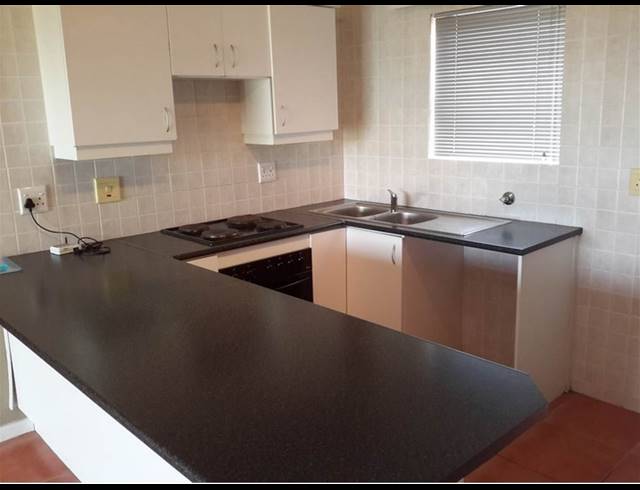 2 bed property to rent in STRAND
